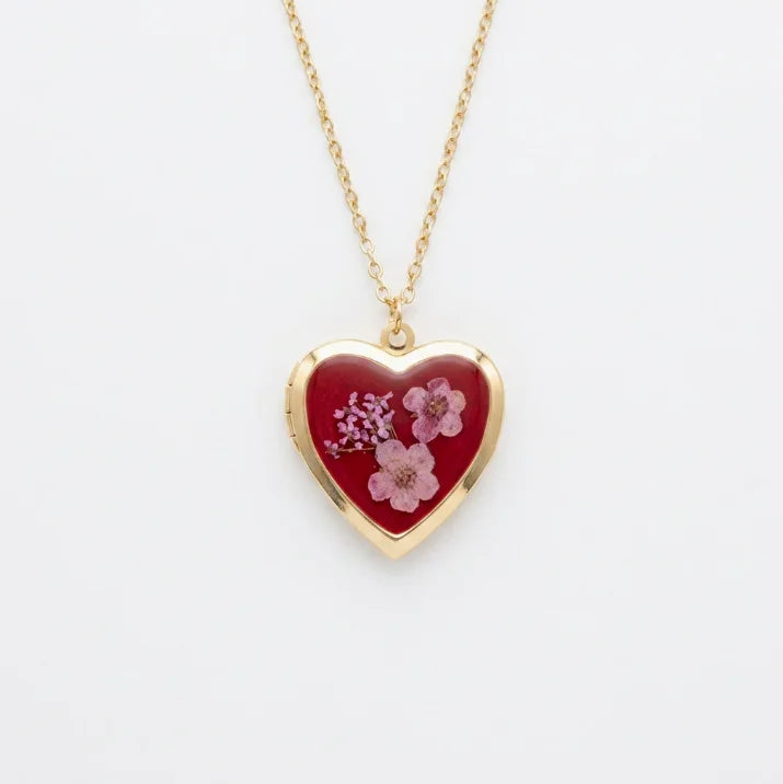 Vintage Dried Flower Heart Pendant Necklace