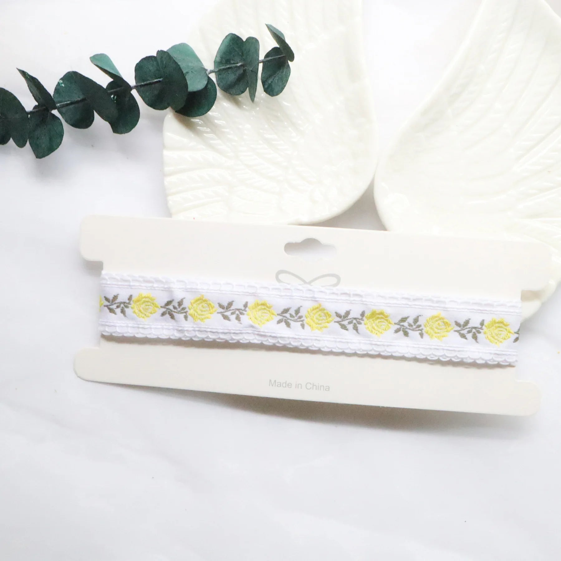 Cute Green Flower Choker Necklace