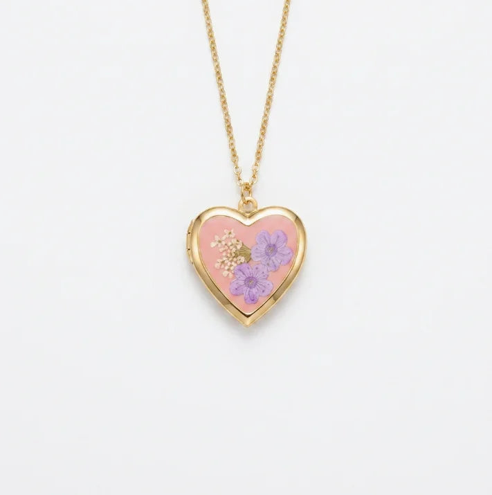 Vintage Dried Flower Heart Pendant Necklace