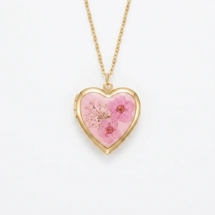 Vintage Dried Flower Heart Pendant Necklace