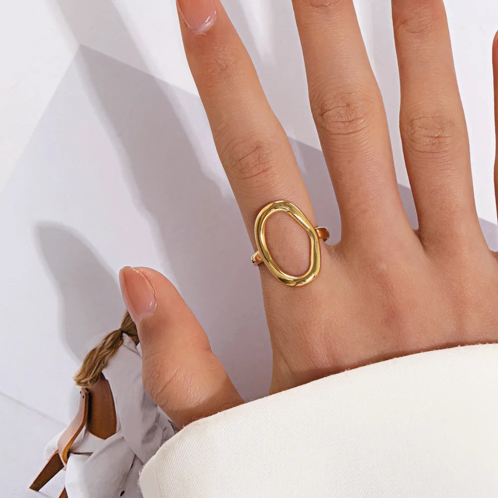 Geometric Oval Ring
